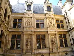 Hôtel d'Escoville, hôtel de ville entre 1754 et 1792.