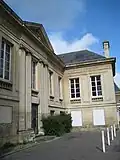 Photographie de la cour sur la rue Daniel Huet.