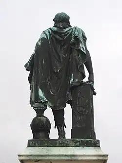 Photographie de la statue en 2011.