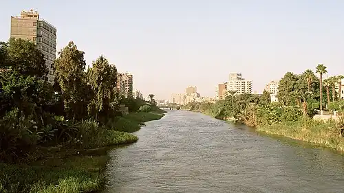 Bras du Nil séparant l'île de Roda du Vieux-Caire.