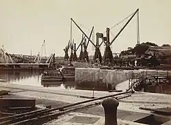 en 1893,