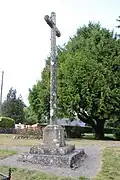 La chapelle du Vieux Bourg : le calvaire.