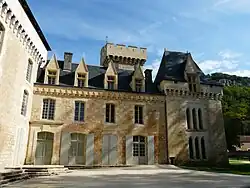 La cour sud.