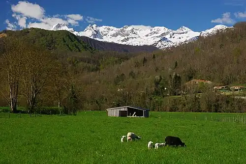 Oust, dans l'ouest du département.