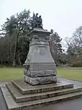 Monument Robert Burns, Parc Beacon Hill, Victoria, Colombie-Britannique, faisant référence à Highland Mary&nbsp;(en)
