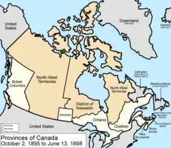 1895 : extension du district de Keewatin à l'est.