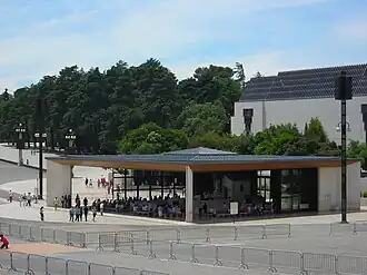 Vue générale de la chapelle des apparitions.