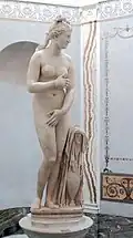 Vénus du Capitole. Ier ou IIe&nbsp;siècle EC. Marbre, H. 1,93&nbsp;m. Rome, Palais des Conservateurs.