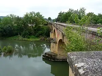 Image illustrative de l’article Pont de pierre de Carbonne