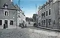 Carentoir ː la route de Guer vers 1925 (carte postale).