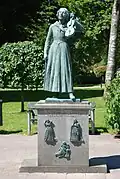 Sculpture de Christine Nilsson sur sa tombe par Carl Fagerberg.