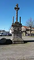 Le calvaire de Carnoët : vue d'ensemble.
