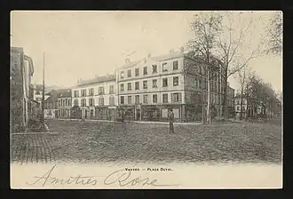 Image illustrative de l’article Place du Maréchal-de-Lattre-de-Tassigny (Vanves)