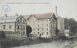 Moulins et silos de la société Amelin frères à Tours-sur-Marne, carte postale [1900-1913]. Archives nationales de France