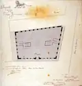 Forme trapézoïdale du bâtiment.