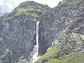 Cascade du Pis sur le territoire de la commune.