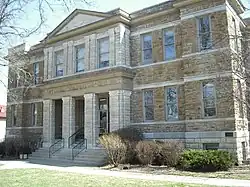 La bibliothèque Case.