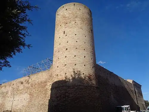 La tour ronde.