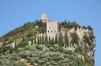 Image illustrative de l’article Château d'Arco