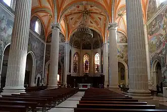 Intérieur.