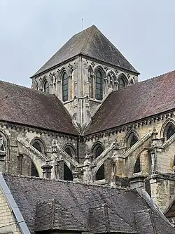 La tour-lanterne.