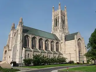 La cathédrale Saint-Jean-l'Évangéliste de l'Église épiscopalienne des États-Unis.