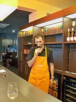 dégustation, humer avant service