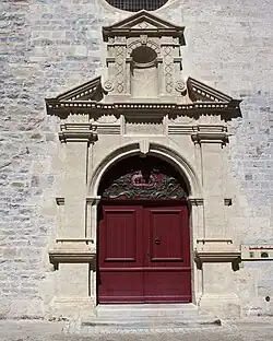 Le portail.