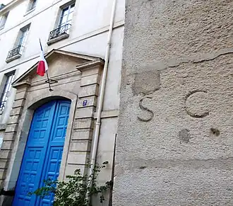 Marque SC limite de la censive Sainte-Catherine 7 rue Sévigné