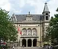 Le Cercle Cité sur la place d'Armes