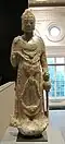 Bodhisattva Avalokiteśvara (Guanyin). Grès, restes de polychromie. H. 120 cm. Musée Cernuschi
