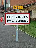 Le panneau EB10 est souvent surmonté d'un cartouche E43 indiquant le numéro de la route.