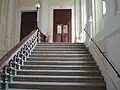 Escaliers vers la grande salle