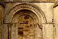 Porte romane de l'église de l'Assomption-de-Notre-Dame.