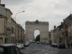 Depuis la rue Carnot.