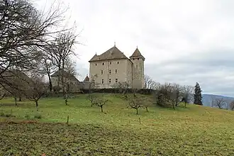 Façade est