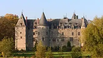 Le château au coucher du soleil.