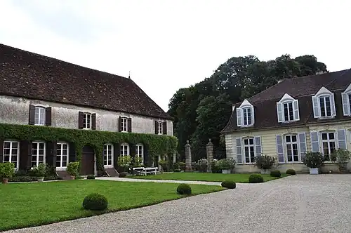 Un des deux communs