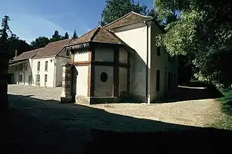 Château de Châtenay, ancienne ferme