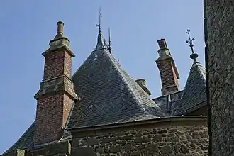 La Tour Sybil vue du rempart est.