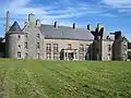 La façade arrière.