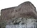 La tour et sa fenêtre.