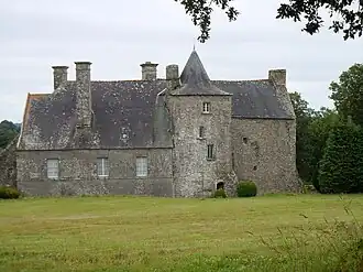 Le manoir de Kermerien en 2011.