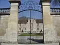 Le château et portail principal