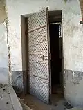 la porte blindée du cabinet
