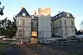 Vue du château en rénovation