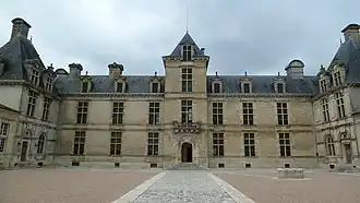 Château de Cadillac, vue depuis la cour intérieure (Gironde).