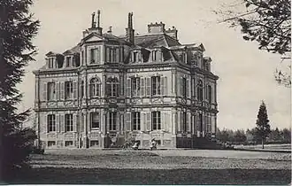 Le château du Hallier, La Ferté-Vidame, Eure-et-Loir.
