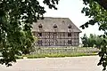 La grange aux dîmes.