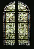Vitrail du transept droit.